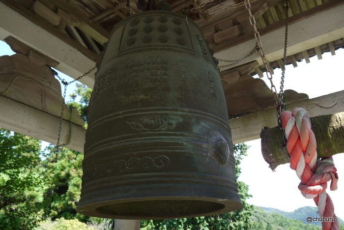 長崎鼻リゾートのひまわりを見てきたよ。その６両子寺で平和の鐘を撞いてきた。