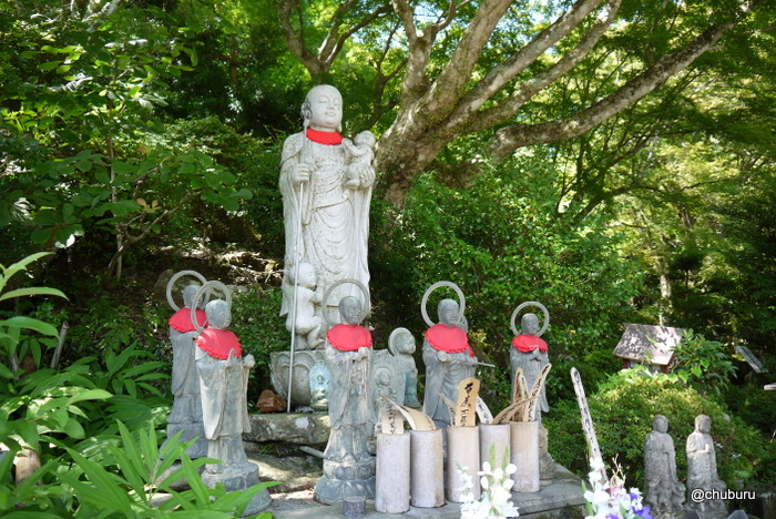 長崎鼻リゾートのひまわりを見てきたよ。その８両子寺水子地蔵など