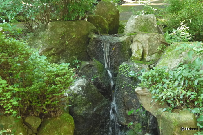 長崎鼻リゾートのひまわりを見てきたよ。その１０両子寺の板碑や歌碑など