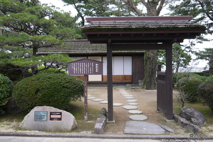 長崎の祭りと城巡りの旅　その１３梅に鶯古野梅苑の梅が満開でした。