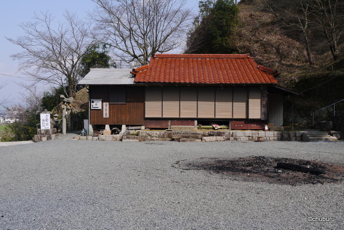 白梅の咲く神馬とがん封じ堂の櫻木神社に行ってきました。続き