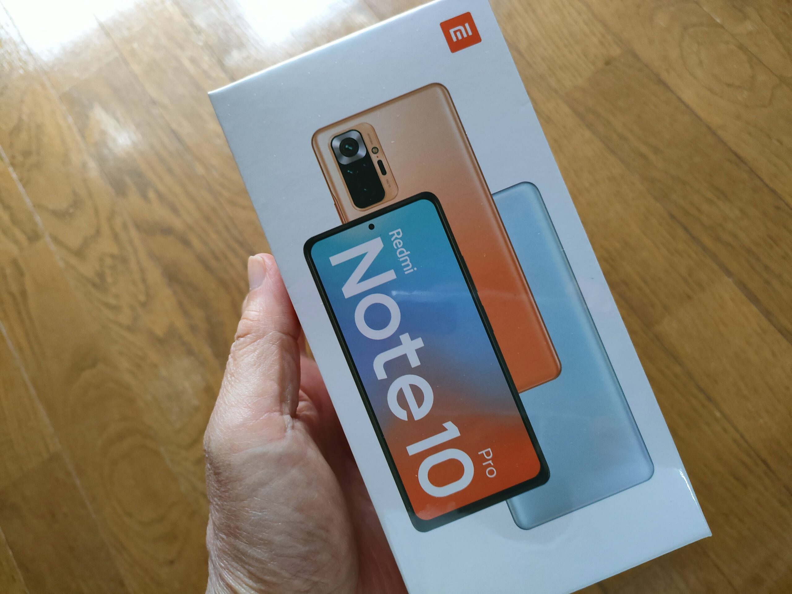 Xiaomi Redmi Note 10proがやってきた。